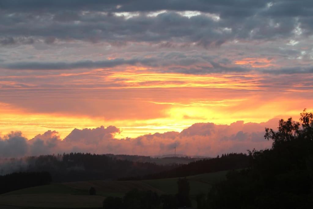 Komfort-Ferienwohnung Auf Der Eulenburg Grafengehaig ภายนอก รูปภาพ
