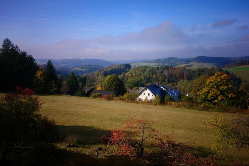 Komfort-Ferienwohnung Auf Der Eulenburg Grafengehaig ภายนอก รูปภาพ